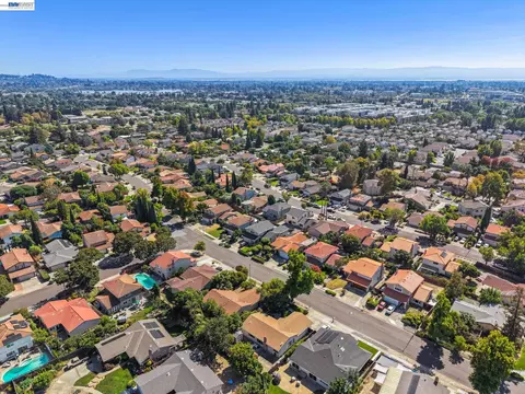 View/Area - 38660 Moore Dr, Fremont, CA 94536 photo 3 of 4