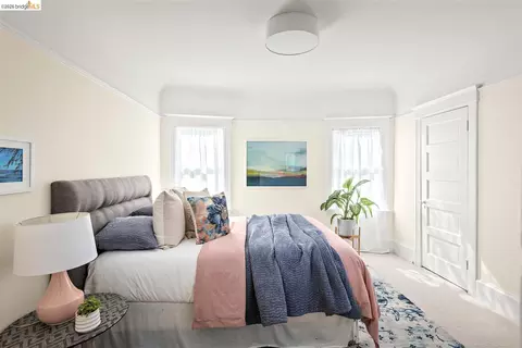 Bedroom - 2259 Derby St, Berkeley, CA 94705 photo 2 of 5
