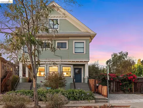 Exterior - 2259 Derby St, Berkeley, CA 94705 photo 2 of 8