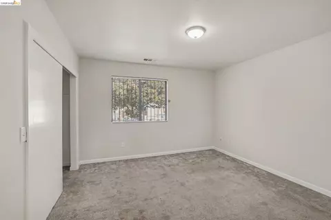 Bedroom - 206 E 16th St, Pittsburg, CA 94565 photo 1 of 4