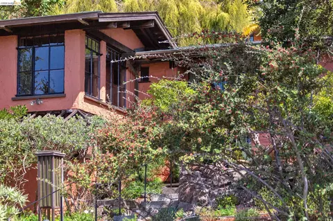Exterior - 2711 Buena Vista Way, Berkeley, CA 94708 photo 14 of 18
