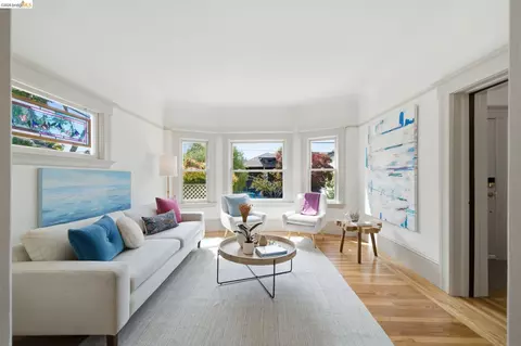 Living - 2343 Roosevelt Ave, Berkeley, CA 94703 photo 3 of 4