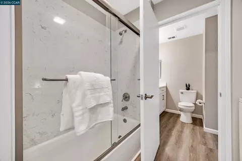 Bath - 105 Compton Cir #A, San Ramon, CA 94583 photo 2 of 2