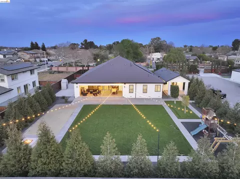 Exterior - Undisclosed, Oakley, CA 94561 photo 3 of 7