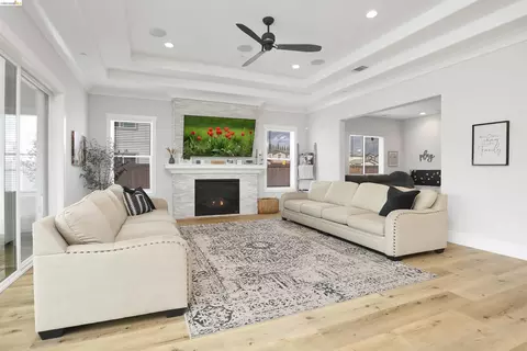 Living - Undisclosed, Oakley, CA 94561 photo 1 of 2