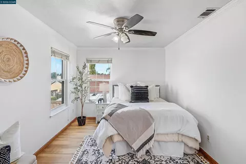 Bedroom - 142 Harris Cir, Bay Point, CA 94565 photo 4 of 4