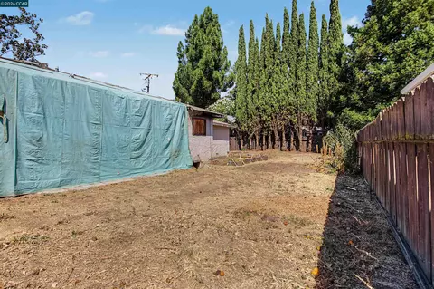 Exterior - 3865 Raap Ave, Martinez, CA 94553 photo 8 of 9