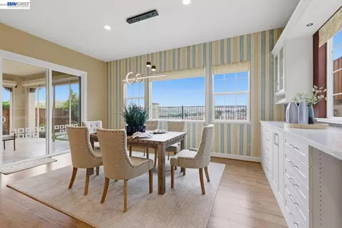 Dining - 3871 Highpointe Ct, Dublin, CA 94568 photo 2 of 3
