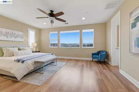 Bedroom - 3871 Highpointe Ct, Dublin, CA 94568 photo 2 of 5