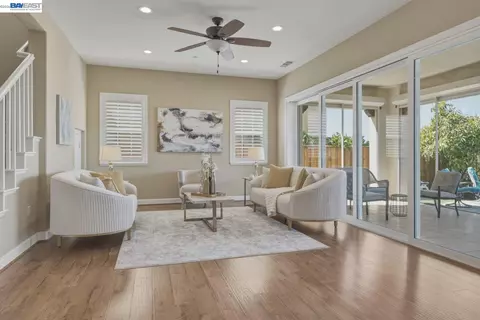 Living - 3871 Highpointe Ct, Dublin, CA 94568 photo 1 of 5