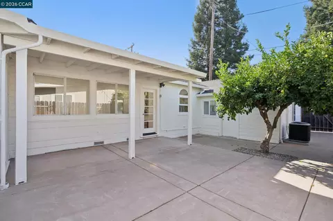 Exterior - 939 Mountain View Dr, Lafayette, CA 94549 photo 4 of 4