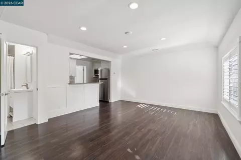 Living - 939 Mountain View Dr, Lafayette, CA 94549 photo 4 of 5