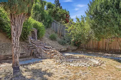 Exterior - 240 Power Dr, Vallejo, CA 94589 photo 9 of 9