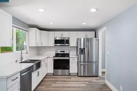 Kitchen - 240 Power Dr, Vallejo, CA 94589 photo 1 of 2