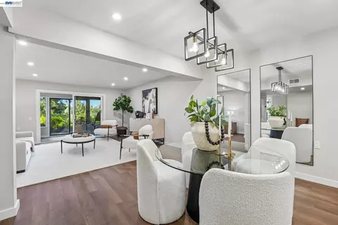 2749 Pine Knoll Dr # 2, Walnut Creek, CA 94595