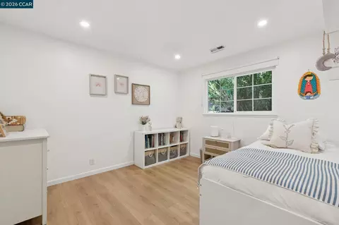 Bedroom - 837 Tully Way, Concord, CA 94518 photo 3 of 8