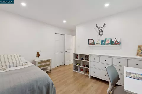Bedroom - 837 Tully Way, Concord, CA 94518 photo 4 of 8