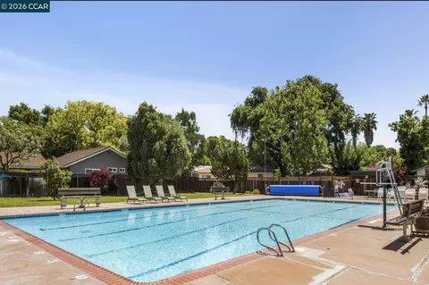 Exterior - 837 Tully Way, Concord, CA 94518 photo 14 of 16