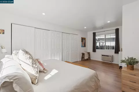 Bedroom - 837 Tully Way, Concord, CA 94518 photo 7 of 8