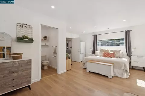 Bedroom - 837 Tully Way, Concord, CA 94518 photo 5 of 8