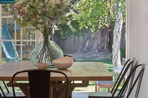 Dining - 837 Tully Way, Concord, CA 94518 photo 3 of 4