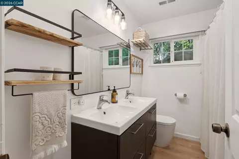 Bath - 837 Tully Way, Concord, CA 94518 photo 1 of 4