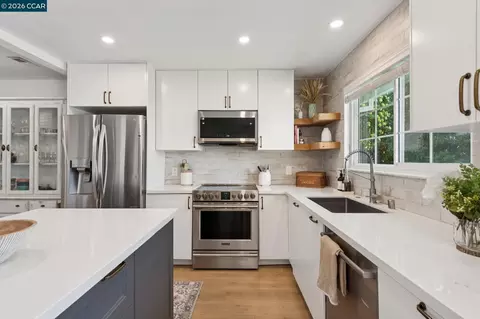 Kitchen - 837 Tully Way, Concord, CA 94518 photo 5 of 7