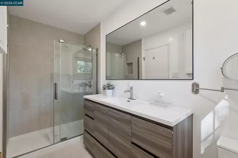 Bath - 837 Tully Way, Concord, CA 94518 photo 2 of 4
