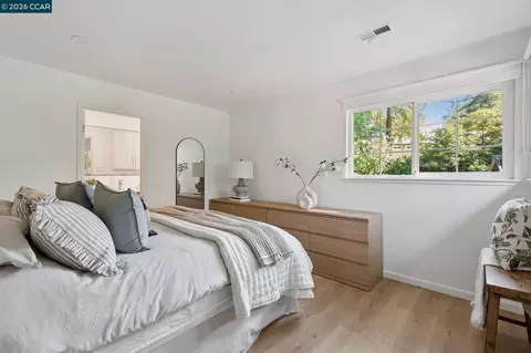 Bedroom - 837 Tully Way, Concord, CA 94518 photo 2 of 8