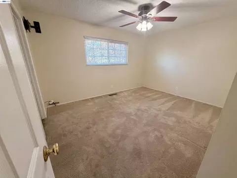 Bedroom - 312 Robert Way, Livermore, CA 94550 photo 3 of 3