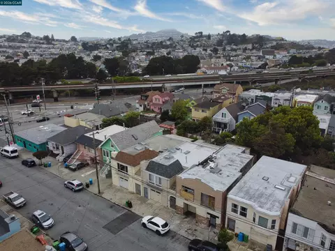 View/Area - 70 Liebig St, San Francisco, CA 94112 photo 2 of 7