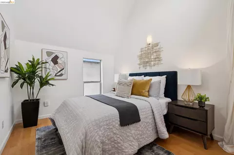 Bedroom - 3113 Shattuck Ave #5, Berkeley, CA 94705 photo 1 of 7