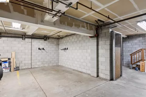Exterior - 3113 Shattuck Ave #5, Berkeley, CA 94705 photo 2 of 3