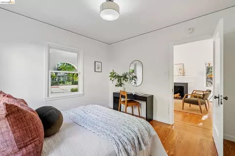 Bedroom - 934 Estudillo Ave, San Leandro, CA 94577 photo 5 of 7