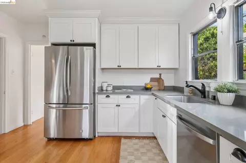 Kitchen - 934 Estudillo Ave, San Leandro, CA 94577 photo 5 of 5