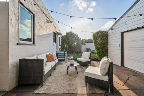 Exterior - 934 Estudillo Ave, San Leandro, CA 94577 photo 8 of 25