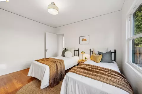 Bedroom - 934 Estudillo Ave, San Leandro, CA 94577 photo 3 of 7