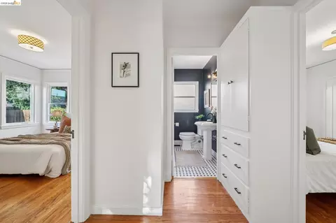 Entry Way - 934 Estudillo Ave, San Leandro, CA 94577 photo 3 of 3