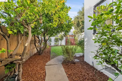 Exterior - 934 Estudillo Ave, San Leandro, CA 94577 photo 15 of 25
