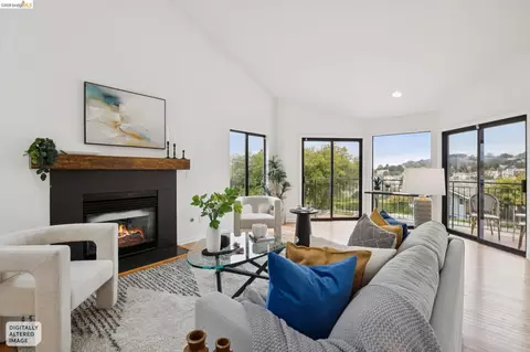 557 Hiller Dr, Oakland, CA 94618