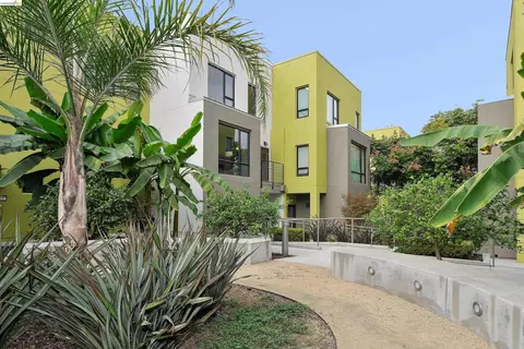 Exterior - 105 Zephyr, Oakland, CA 94607 photo 2 of 6