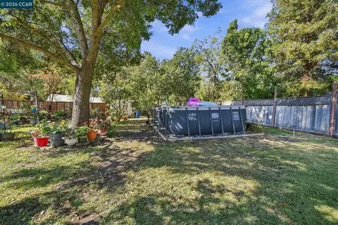 Exterior - 1211 Orange St, Concord, CA 94518 photo 9 of 13