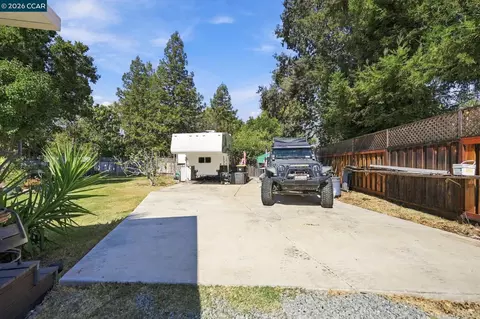 Exterior - 1211 Orange St, Concord, CA 94518 photo 7 of 13