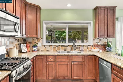 Kitchen - 1211 Orange St, Concord, CA 94518 photo 4 of 4