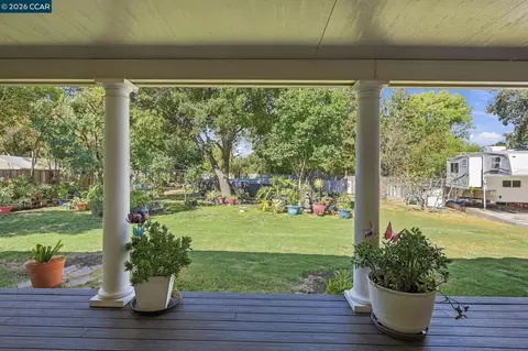 Exterior - 1211 Orange St, Concord, CA 94518 photo 6 of 13