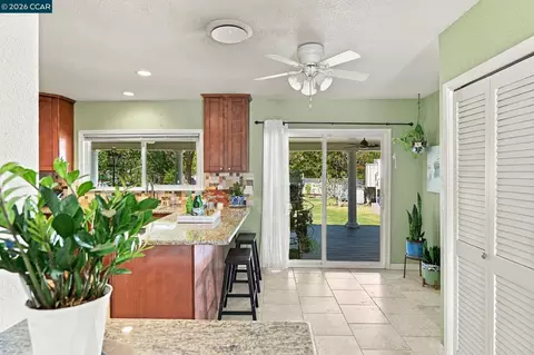 Entry Way - 1211 Orange St, Concord, CA 94518 photo 1 of 1