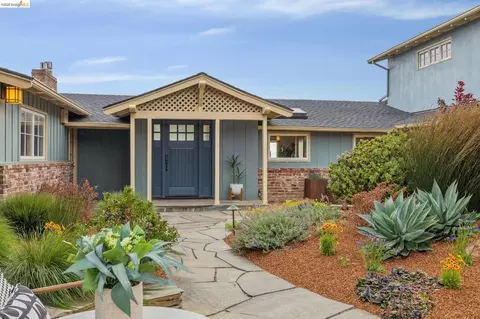 Exterior - 36 Kensington Ct, Kensington, CA 94707 photo 9 of 13