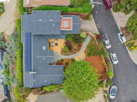 View/Area - 36 Kensington Ct, Kensington, CA 94707 photo 10 of 10