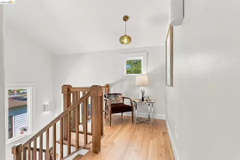 Entry Way - 2312 Browning St, Berkeley, CA 94702 photo 3 of 3