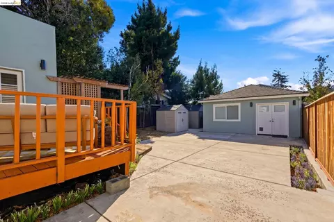 Exterior - 2312 Browning St, Berkeley, CA 94702 photo 5 of 6